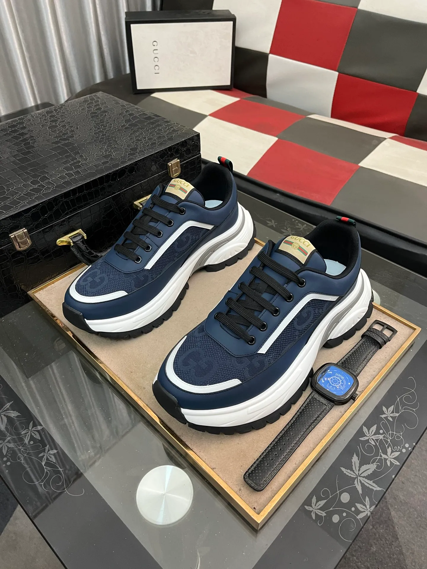 Men's Men's Shoes💰458⌚️⌚️[GUCCI] Gucci men's casual shoes are absolutely popular🔥The ultimate matching item for trendy men! The charm of super texture is irresistible, the main recommendation, the flower leather color is bright! The upper is made of high-quality cowhide with branded fabrics, pigskin lining for the feet, and wear-resistant rubber sole, which is noble and elegant! Extremely comfortable🎁🎁You can be as handsome as you want💪 38-443️⃣colors available
